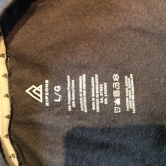 Ripzone Black T-shirt great condition - Picture 3 of 3